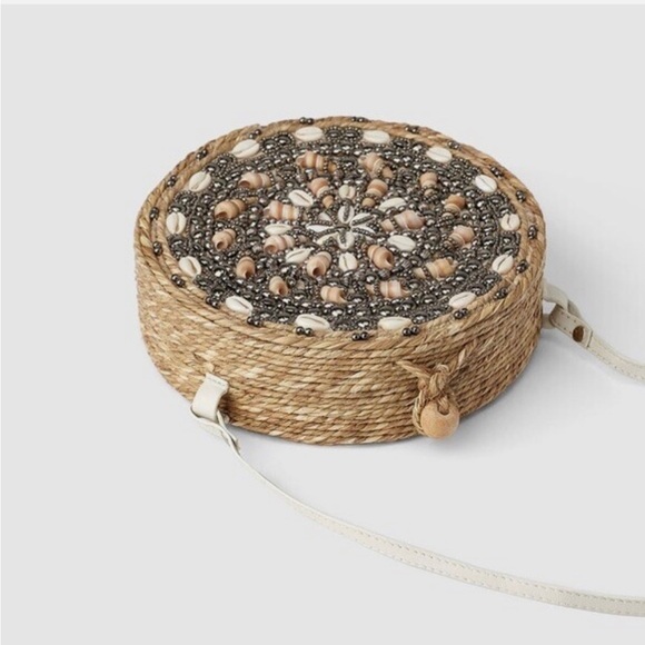 Zara Beaded Seashell Bag- NWOT - Picture 3 of 3